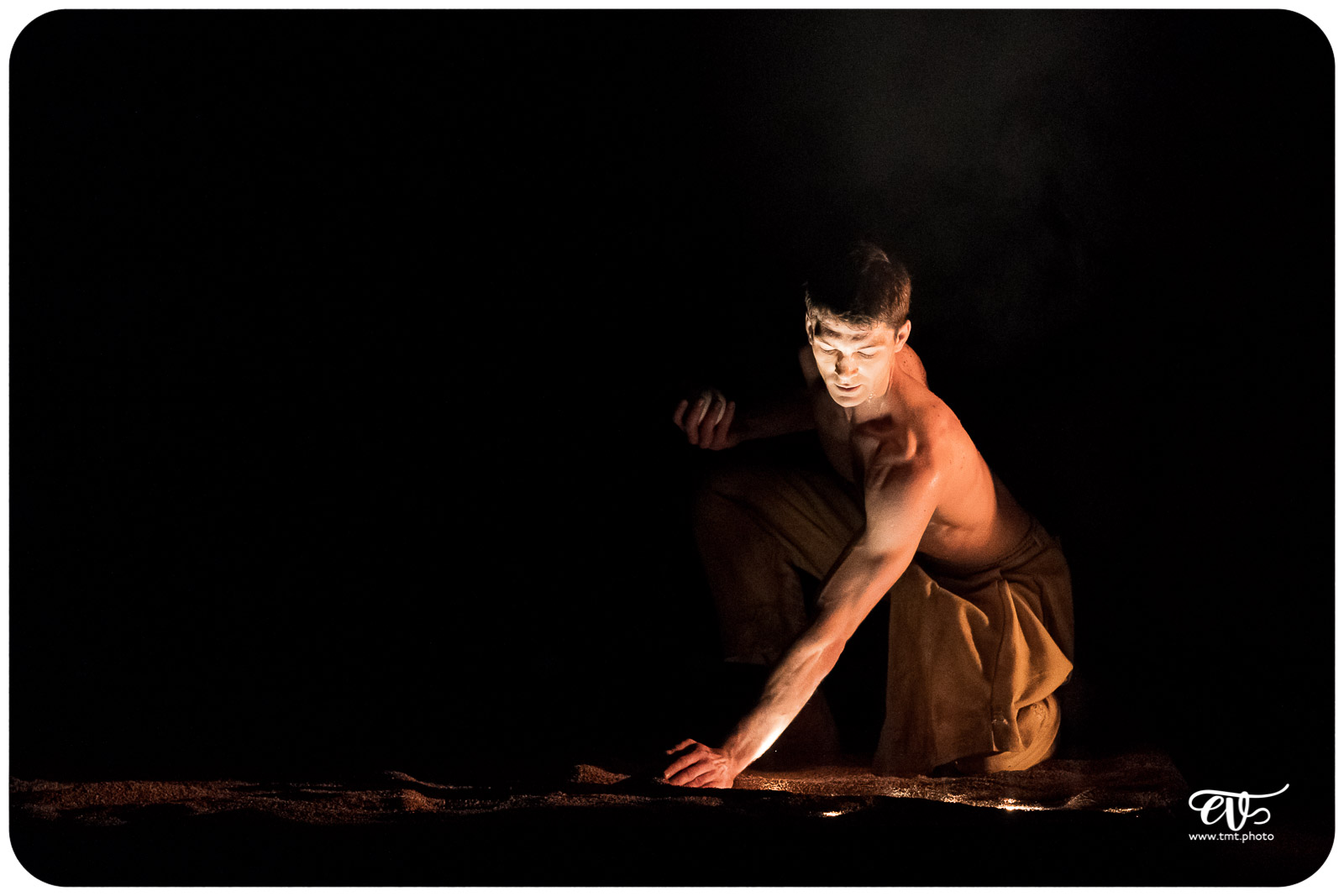 MY LAND (RECIRQUEL COMPANY)